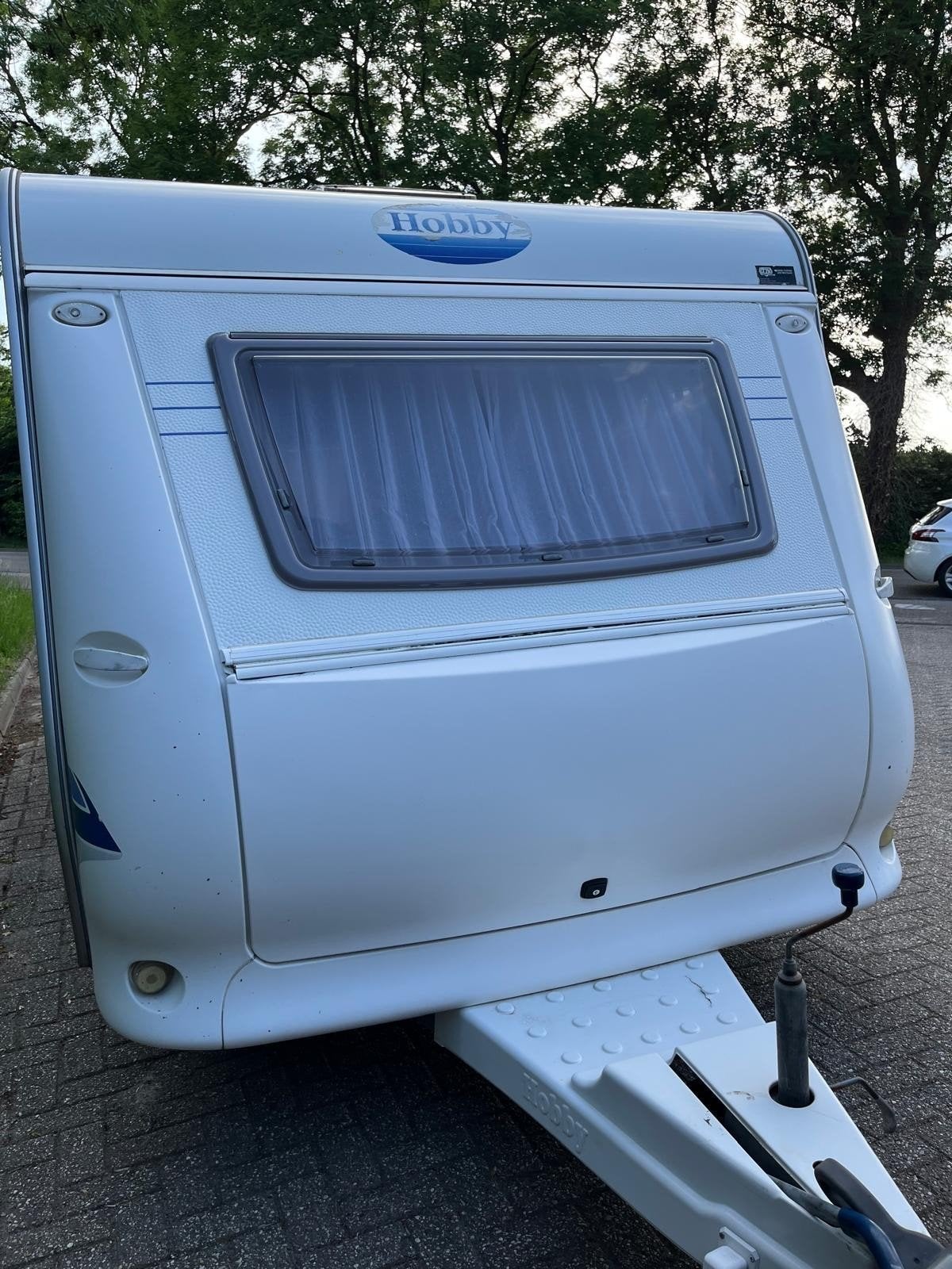 caravan hobby, Jusqu'à 4, 4 à 5 mètres, Hobby, Poêle