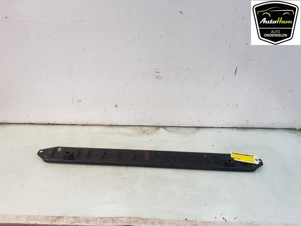 RADIATEURBALK Volvo S60 II (FS) (|31368100|), Dhr. J. Ham, Gebruikt, Administratie@autoham.nl, Volvo