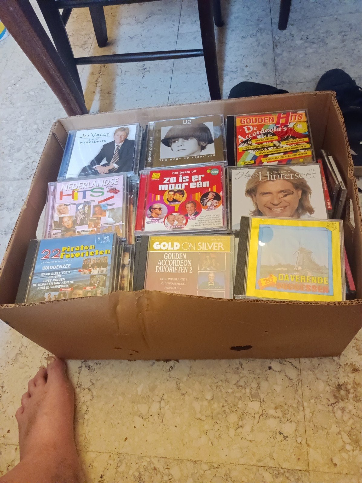 Groot lot cd.s, Ophalen