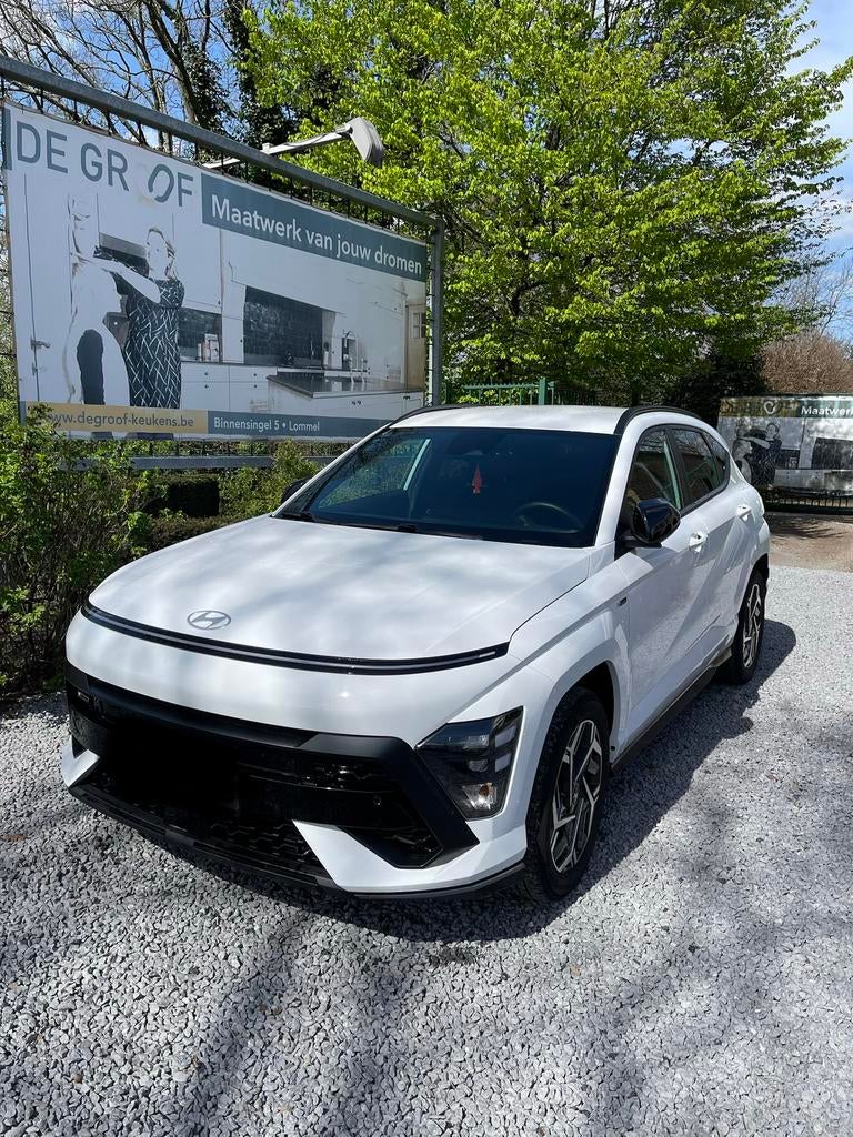 Hyundai Kona N-Line Sport 2026 1.6 Benzine / Hybride, Autos, Euro 6, Entreprise, Carnet d'entretien, Alcantara