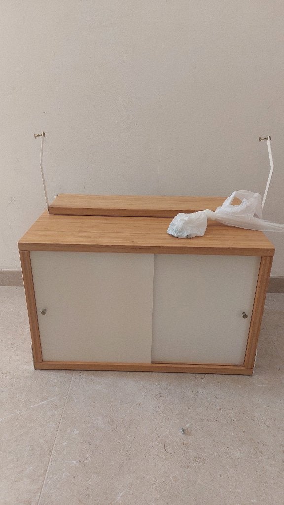 Hangkast ikea, kastje, Huis en Inrichting, Ophalen, Met plank(en), Zo goed als nieuw, Minder dan 150 cm