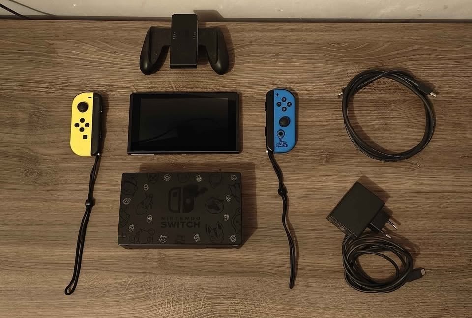 Nintendo switch Fortnite special edition, Ophalen, Zo goed als nieuw, Met 2 controllers, Switch Original