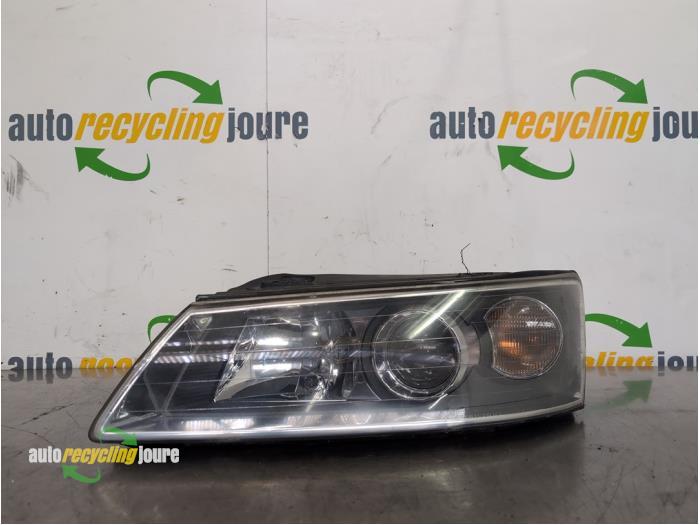 Phare droit d'un Hyundai Sonata, Autos : Pièces & Accessoires, Éclairage, Hyundai, Utilisé, 3 mois de garantie