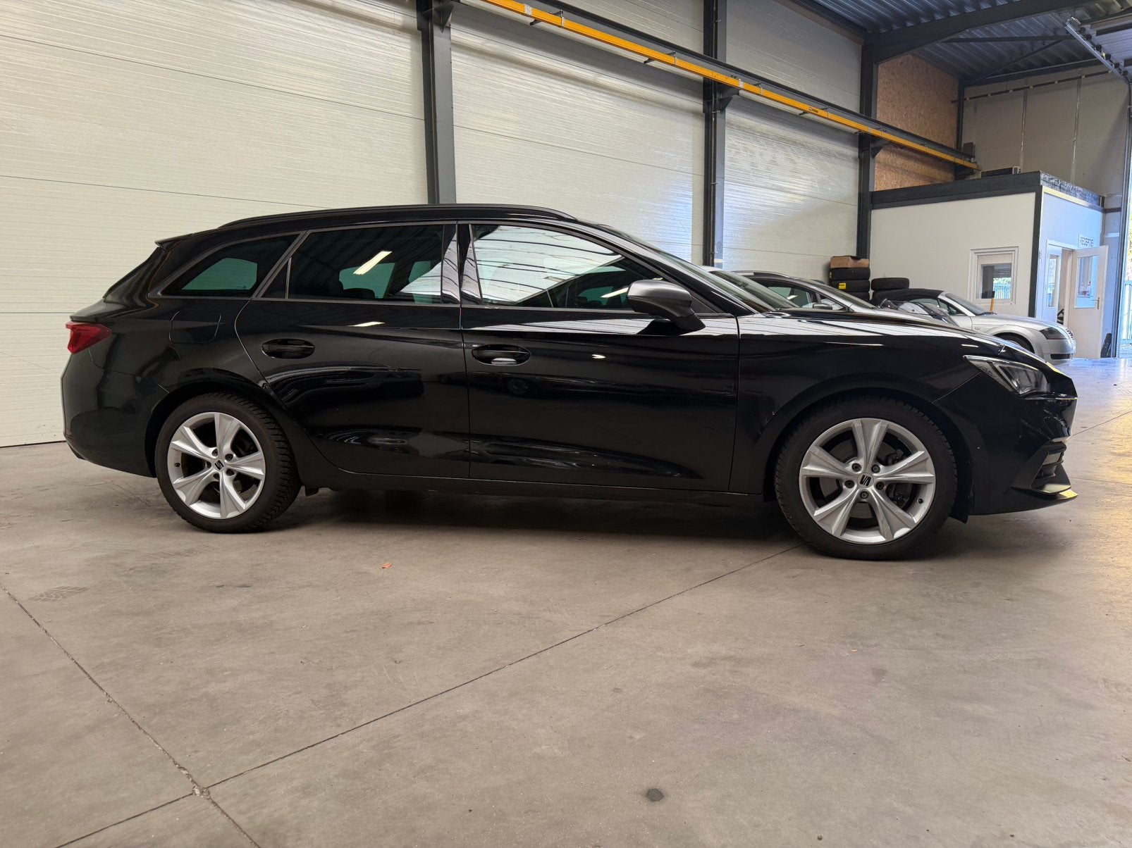 TE KOOP: SEAT LEON FR 2.0 TDI DSG AUTOMAAT –, Auto's, 4 cilinders, Leon, Leder en Stof, Zwart