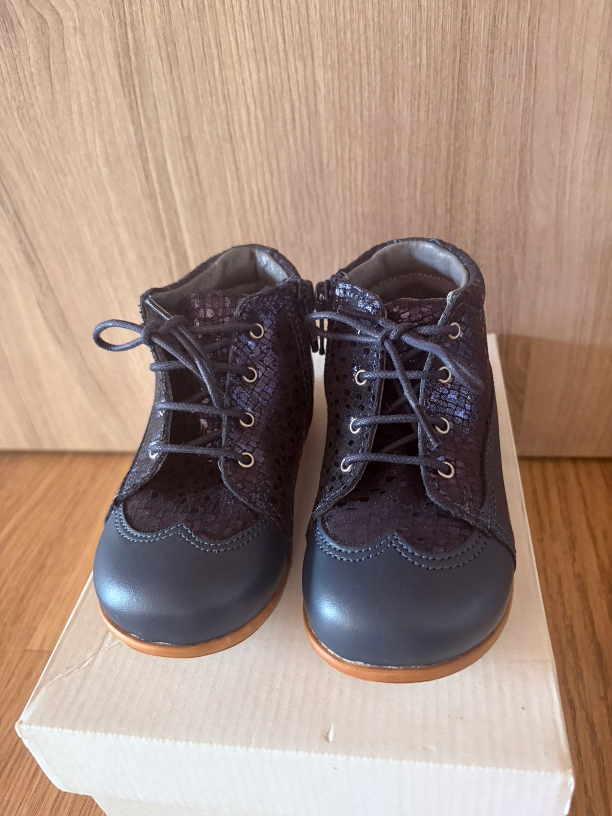 Nieuwe schoenen maat 23, Enfants & Bébés, Enlèvement, Comme neuf, Chaussures