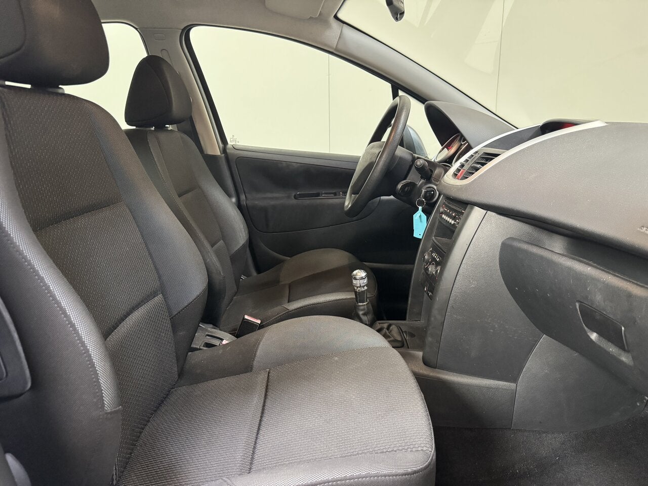 Peugeot 207 1.4 Benzine - Airco - Radio - Goede Staat!, Autos, 0 kg, Achat, 4 portes, Isofix