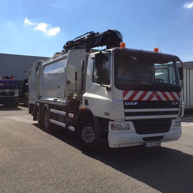 DAF CF 75 250 FAN + Geesink garbage + Krane HIAB 195, Auto's, Vrachtwagens, Automaat, Wit, Bedrijf, Diesel