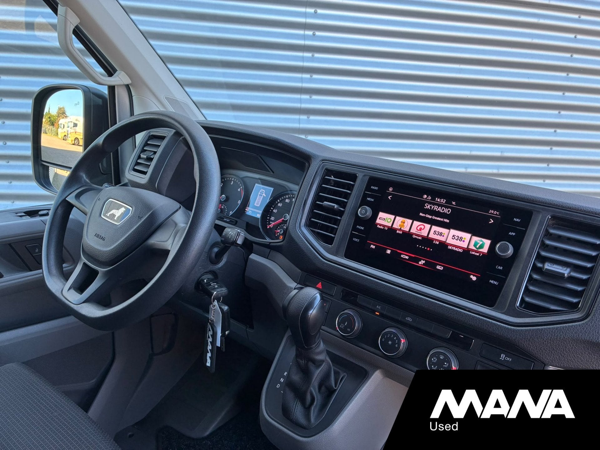 MAN TGE 35 2.0 3.180 L3H3 Automaat Airco Trekhaak Camera, Auto's, Stof, Gebruikt, Euro 6, 4 cilinders