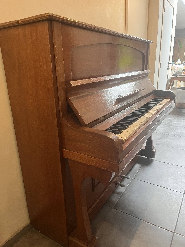 gratis piano, Ophalen, Gebruikt, Bruin, Piano