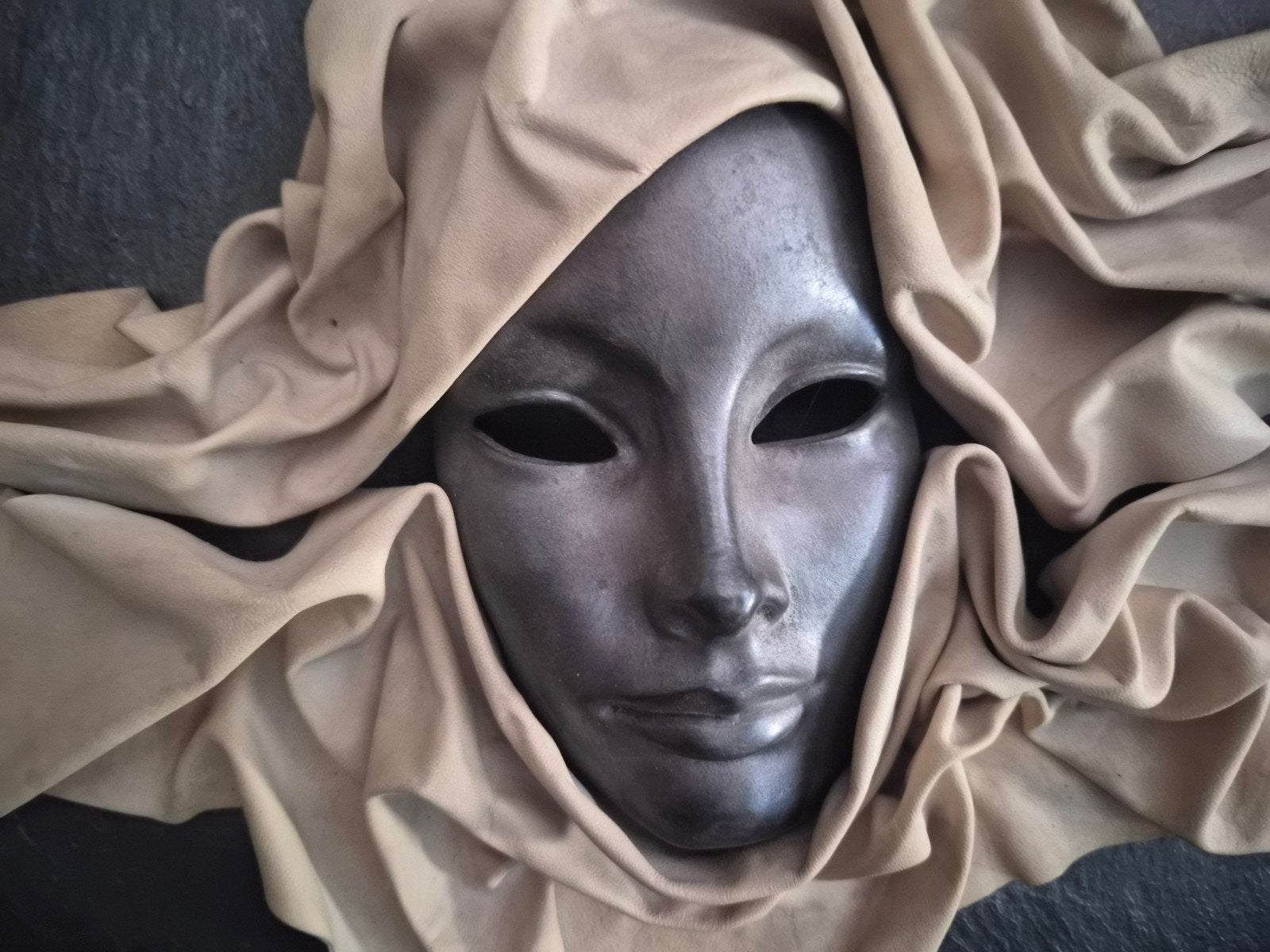 sculture visage  vintage drape cuir, Ophalen, Leer