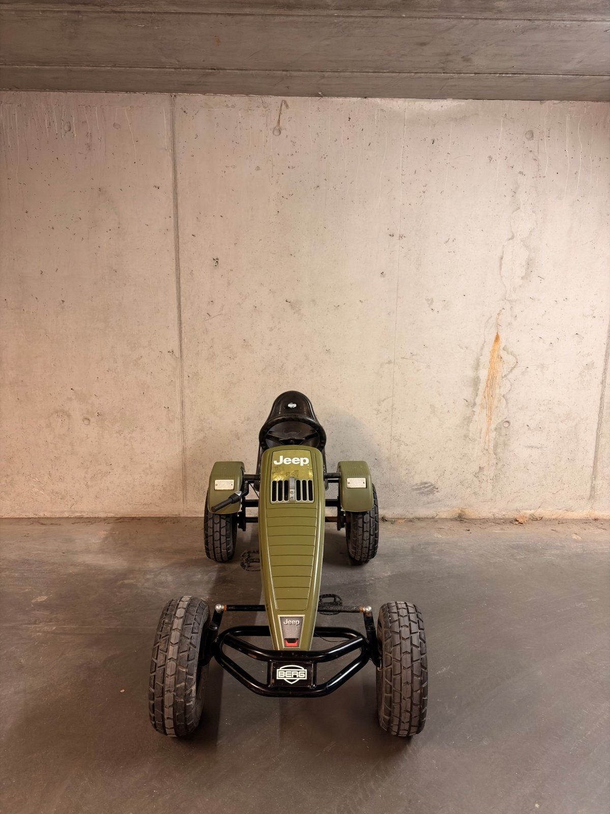 BERG SKELTER/GOKART JEEP MET VERSNELLINGEN, Kinderen en Baby's, Speelgoed | Buiten | Skelters, Ophalen, Zo goed als nieuw, Berg