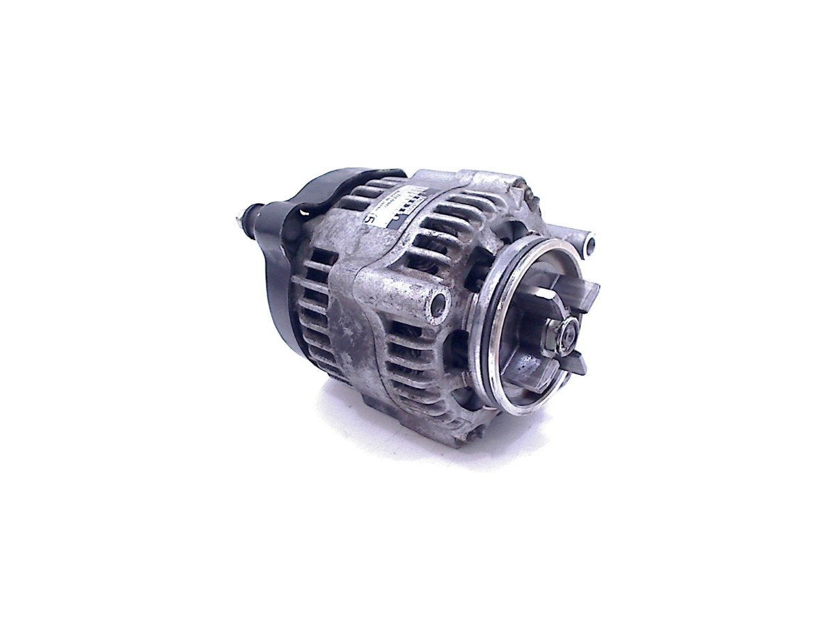 DYNAMO Speed Triple 955 1999-2001 (VIN: 141872-210444), Dhr. S. di Majo, Gebruikt, Info@cama-motorparts.nl, P.J. Troelstraweg 8 8
3144 CX  MAASSLUIS, NL