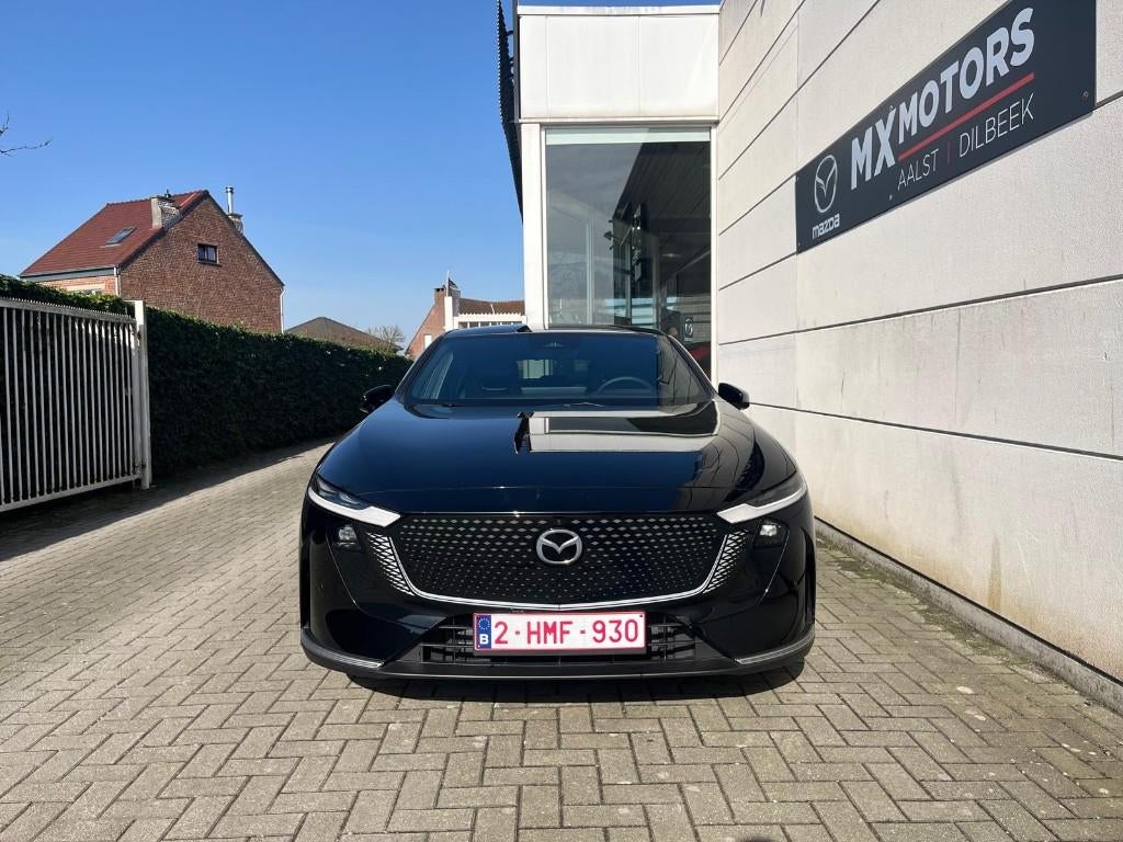 MAZDA 6e 5HB EV 68,8 kWh 258 hp Takumi * DEMO, Automaat, Achterwielaandrijving, Zwart, Leder