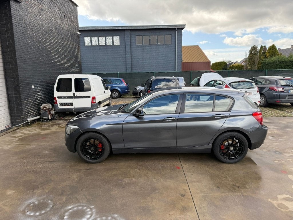 BMW 116i BENZINE M PAK /1.6 LITER, Auto's, Bluetooth, Euro 5, 1 Reeks, Zwart