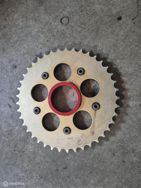 Tandwiel achtertandwiel aluminium Monster S2r S4r 748 916, Enlèvement ou Envoi, Factorystore.service@ducati.com, Via Antonio Cavalieri Ducati, 74/5, 74/6, 40132 Bologna BO