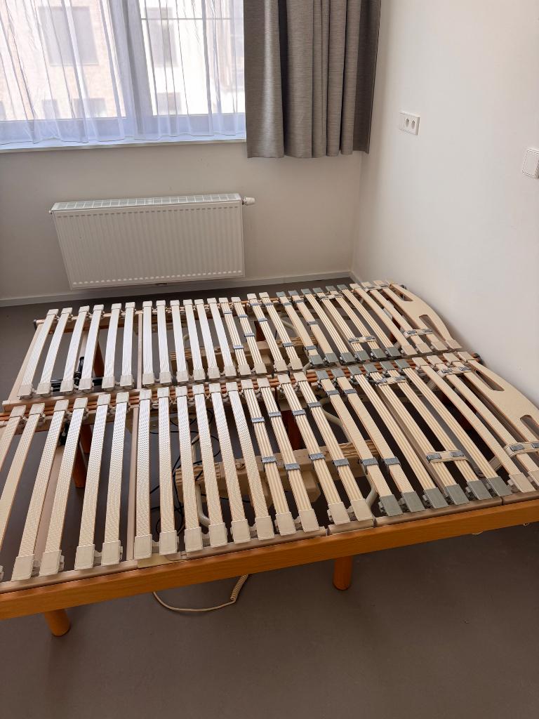 Elektrisch verstelbare lattenbodem, Huis en Inrichting, Slaapkamer | Matrassen en Bedbodems, Ophalen, Gebruikt, 90 cm, Bedbodem