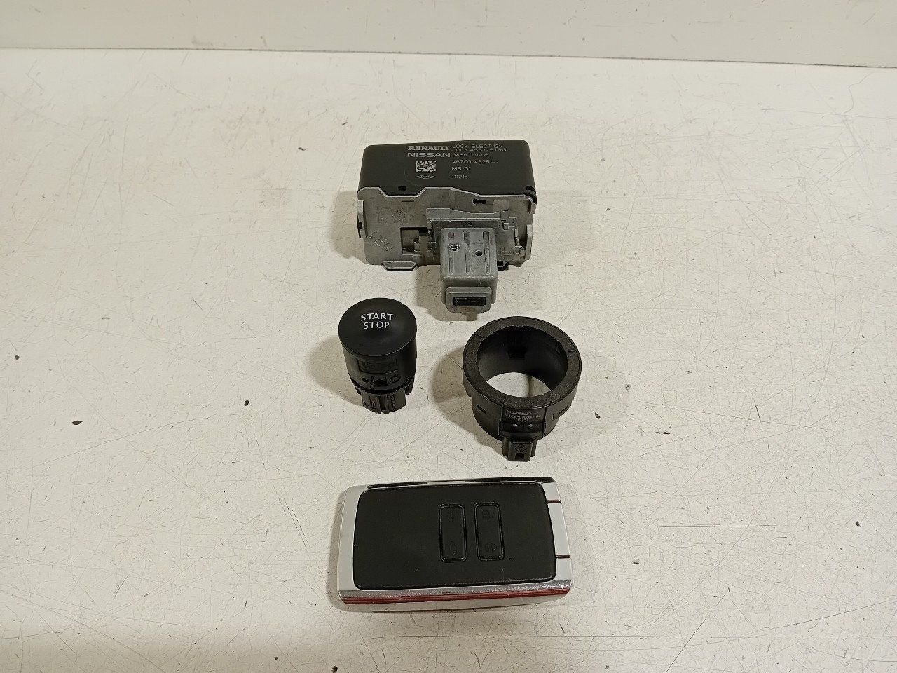 Contactslot + sleutel Renault Mégane, Auto-onderdelen, Onderdelen@venauto.nl, Van der Ven Autorecycling B.V., Gebruikt, Ettenseweg 76, 4706 PB Roosendaal, The Netherlands