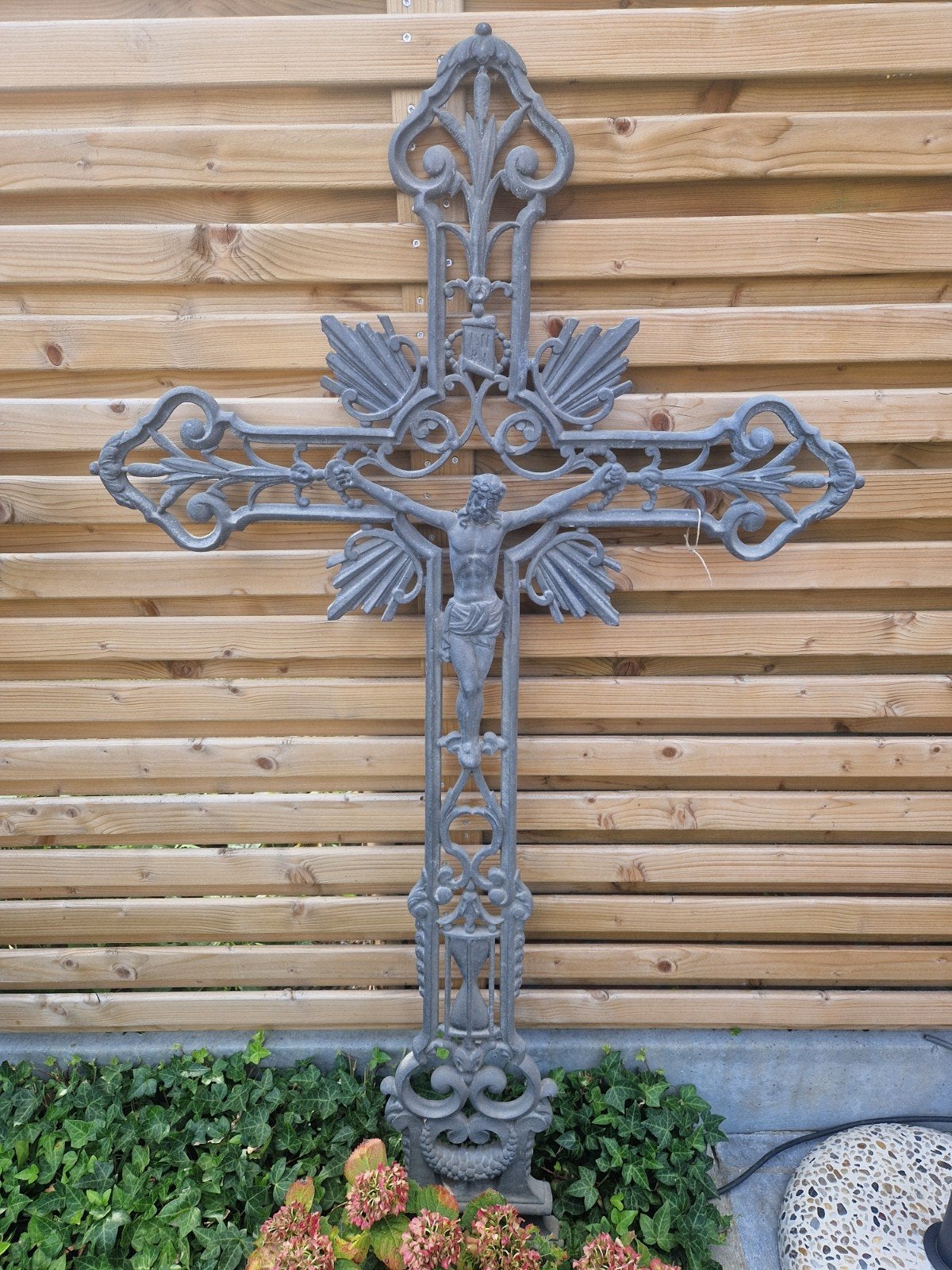 Antiek Gietijzeren Grafkruis / Veldkruis – 150 x 82 cm, Antiek en Kunst, Ophalen