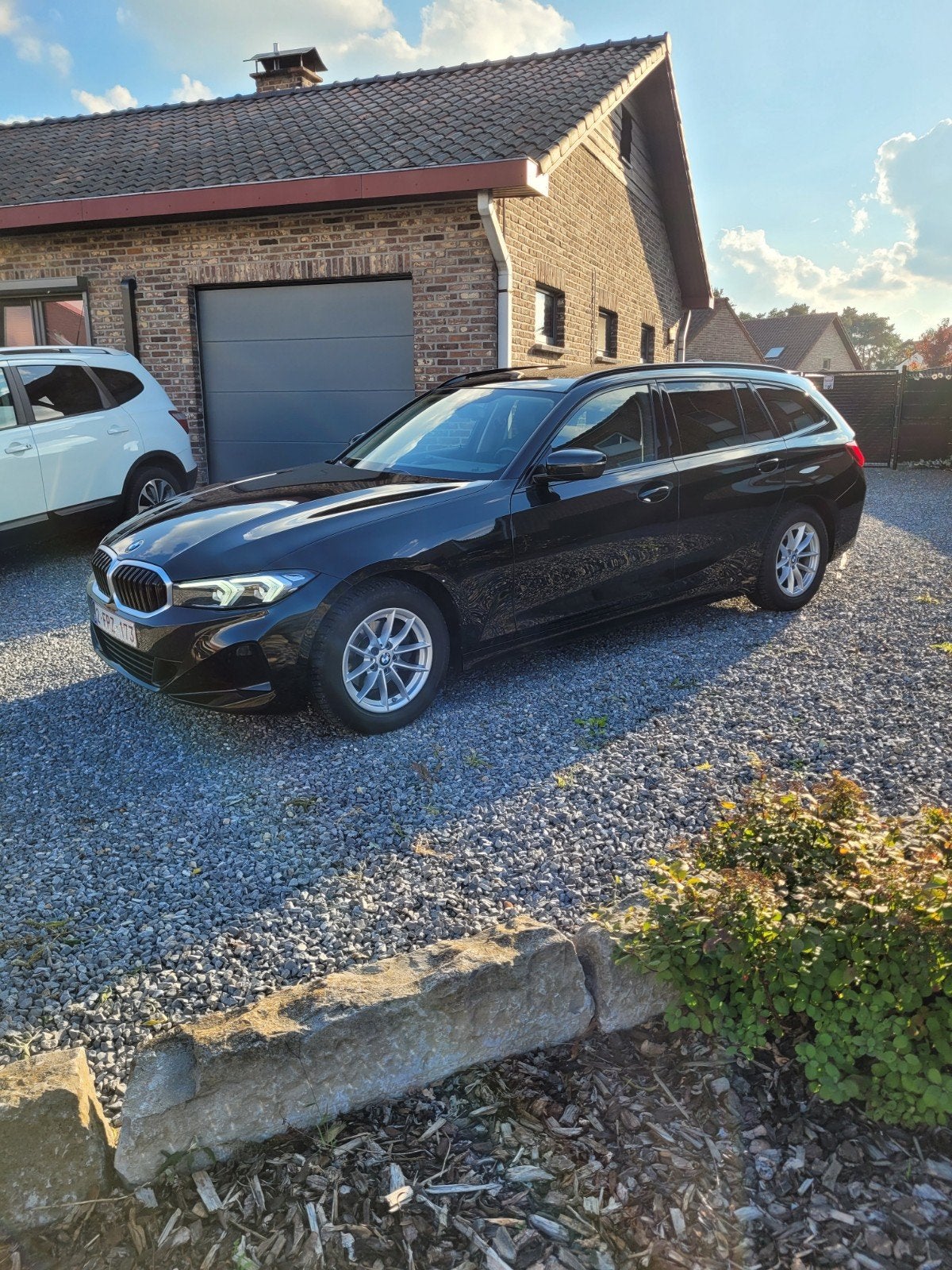 Bmw 318i touring automaat, Auto's, Automaat, Dealer onderhouden, Achterwielaandrijving, Zwart