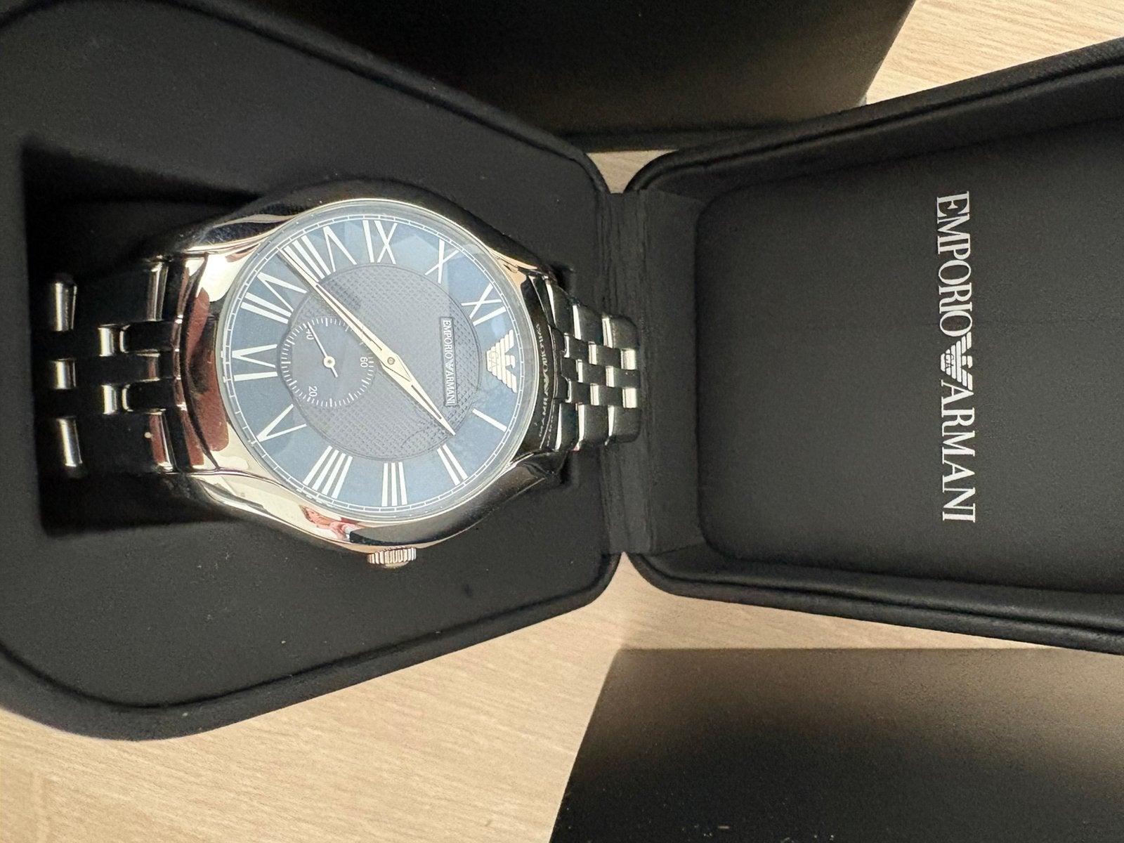 Montre Emporio Armani Homme – Cadran Bleu Marine, Bijoux, Sacs & Beauté, Montres | Hommes, Montre-bracelet, Autres marques, Enlèvement