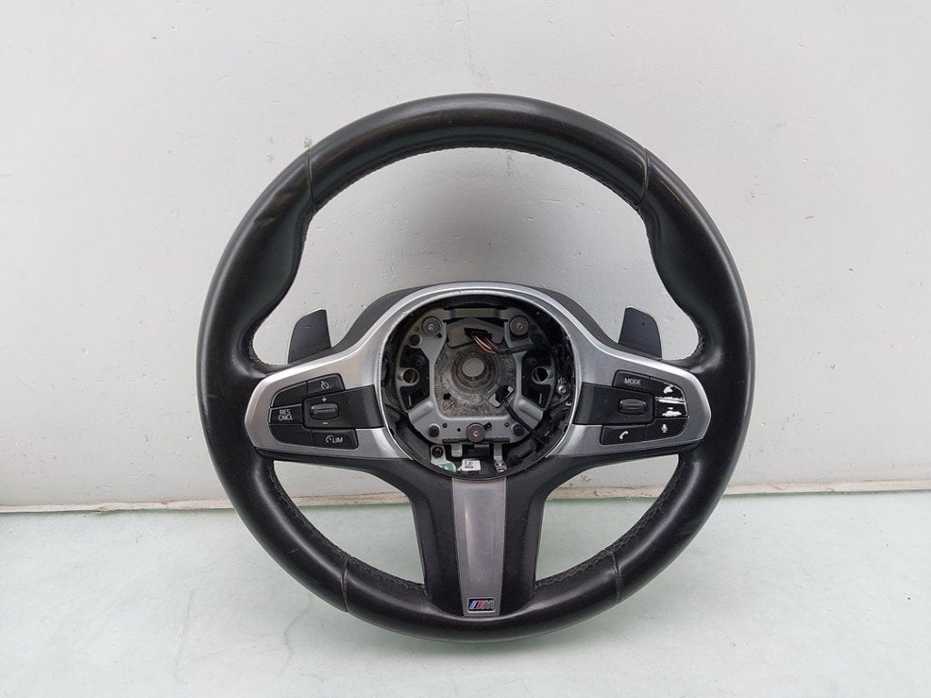 VOLANT DIRECTION BMW 5 serie Touring (G31) (|32308008179|), Utilisé, BMW, Petuelring 130
80809  München, DE, Bayerische Motoren Werke AG