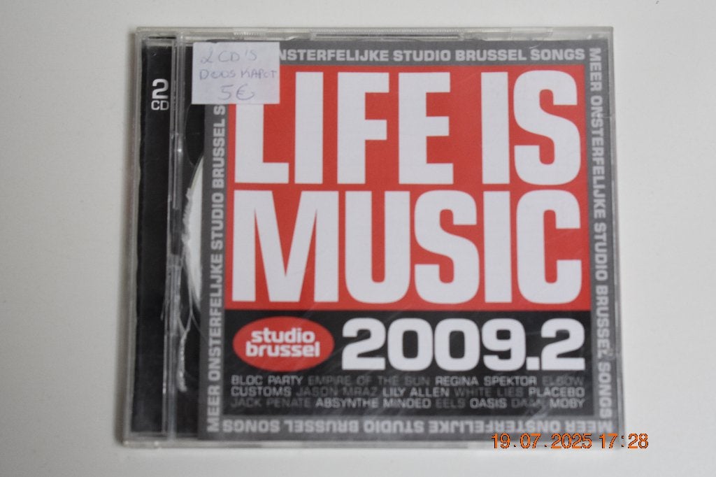 2 cd's : "Studio Brussel - Life is Music", Cd's en Dvd's, Ophalen of Verzenden, Zo goed als nieuw