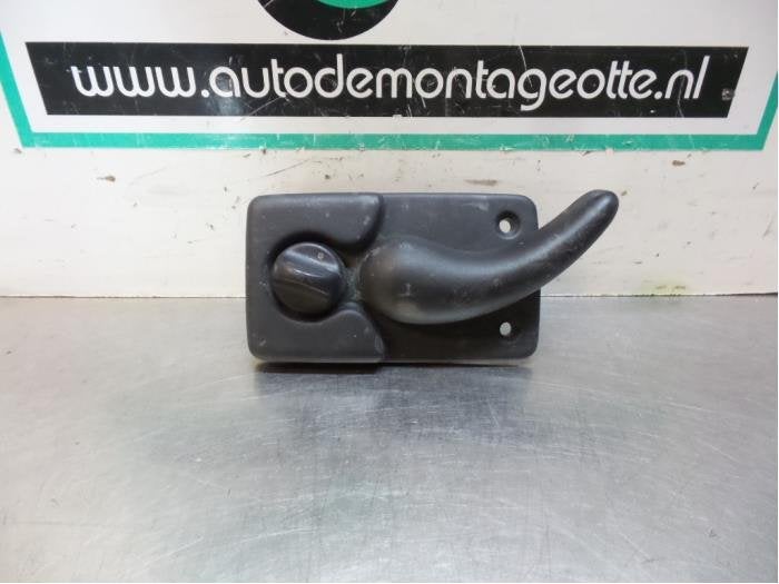 Poignée porte coulissante droite d'un Opel Movano (Movano 0, -, Opel, Utilisé, -