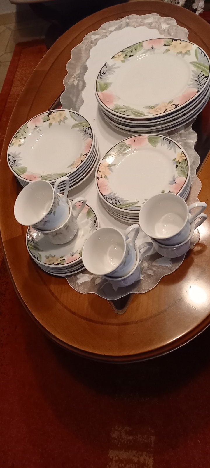 prachtig servies voor 12 pers, Ophalen