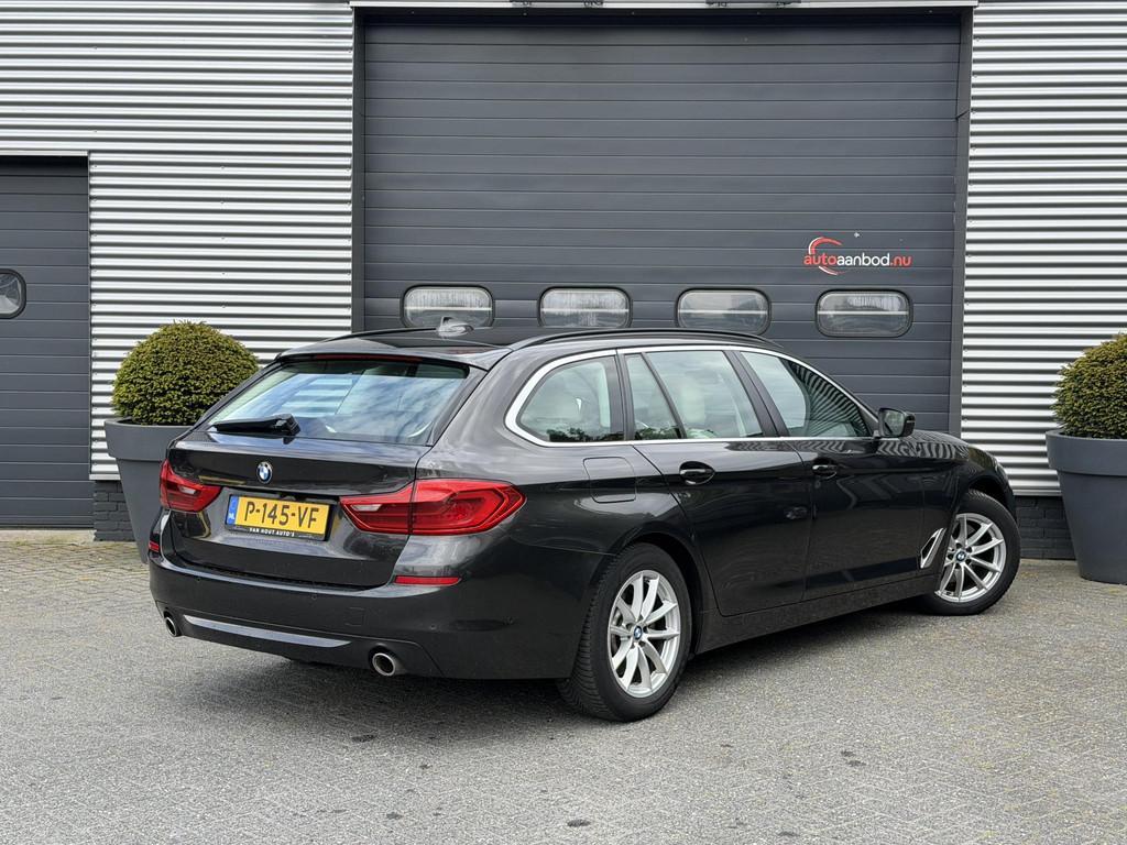 BMW 5-serie Touring 520d High Executive | Camera | Lederen B, Auto's, BMW, Automaat, Lichtsensor, Achterwielaandrijving, Euro 6