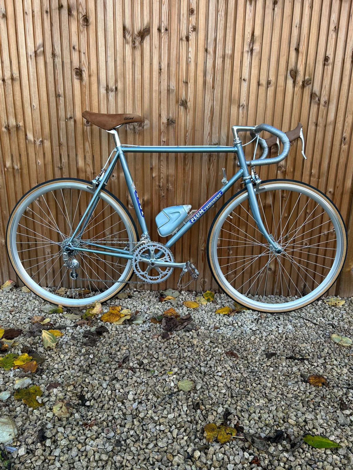 Plum Vainqueur aero, 28 inch, Velgrem, Zo goed als nieuw, 57 tot 61 cm