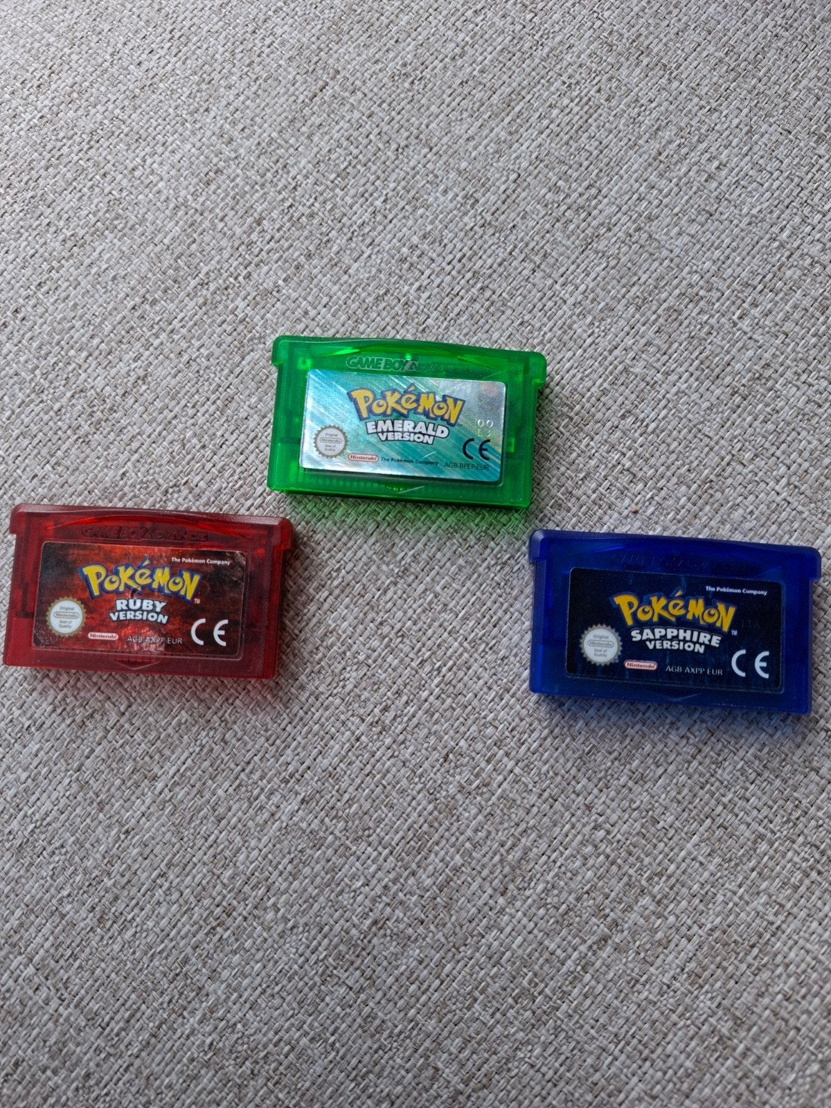Pokémon Hoenn trio : Ruby , Sapphire & Emerald, Ophalen