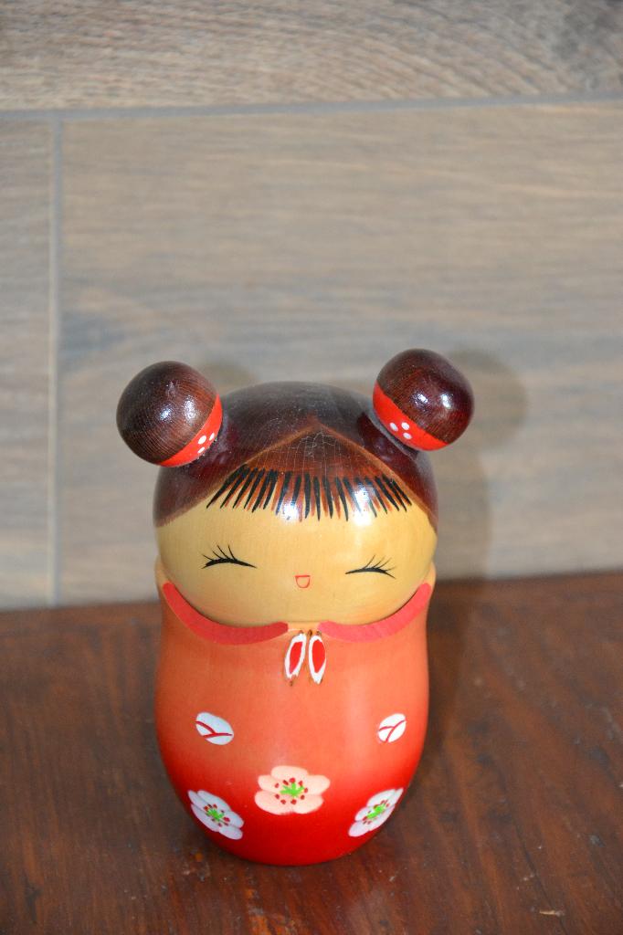 Kokeshi, Ophalen