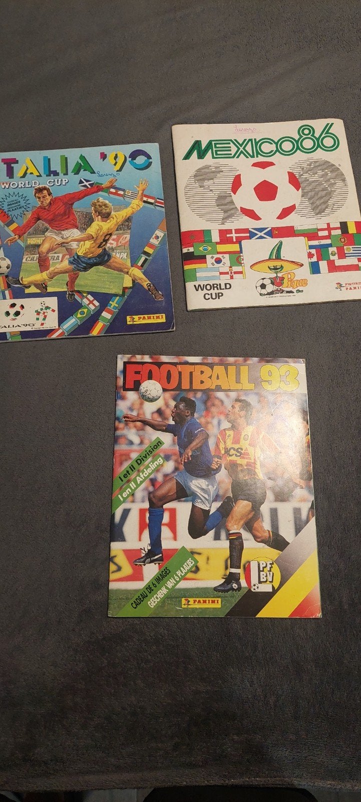 3 livres foot Mexico 86 italia 90 ., Collections