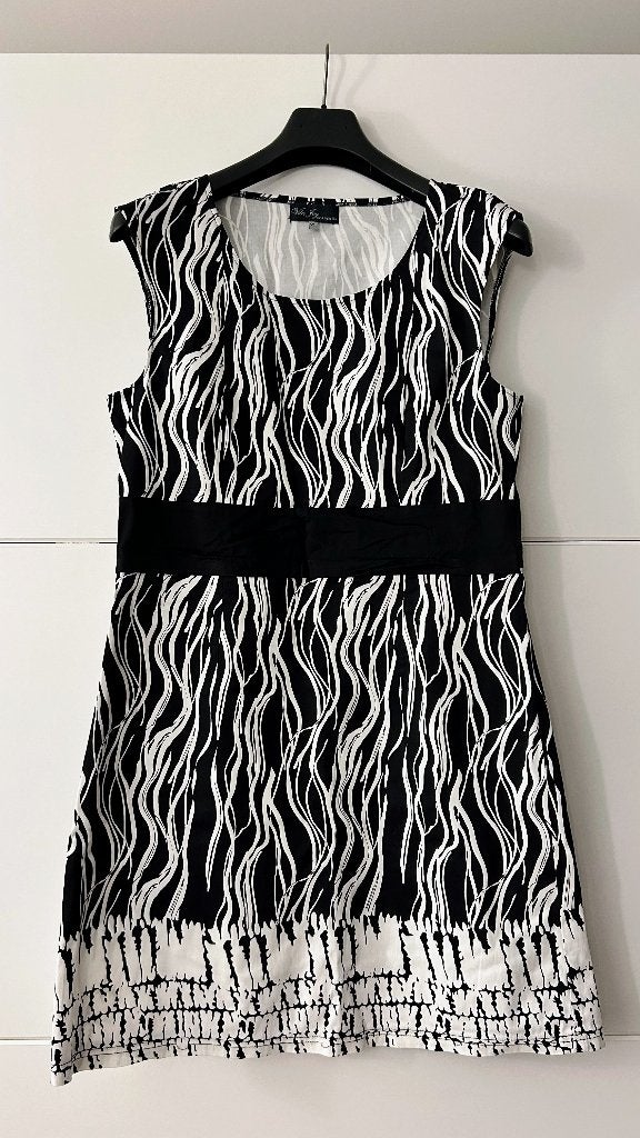 Vila Joy zwart-witte mouwloze jurk, Kleding | Dames, Zwart, Maat 46/48 (XL) of groter, Ophalen of Verzenden, Zo goed als nieuw