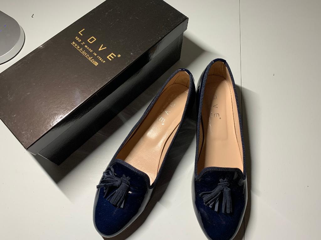 LOVE ballerina donkerblauw lak, Kleding | Dames, Love, Blauw, Zo goed als nieuw, Ballerina's