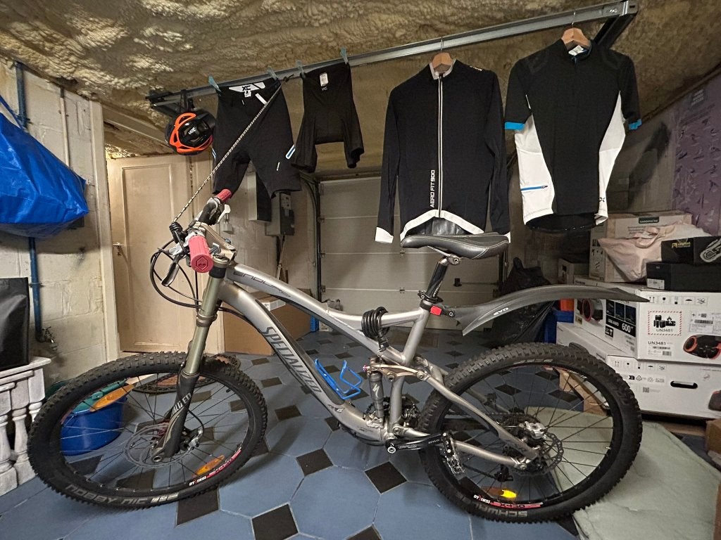 Super Pack Specialized Enduro FSR SL Comp (Taille L), Vélos & Vélomoteurs, Enlèvement, Plus de 20 vitesses, Frein à disque, Suspension