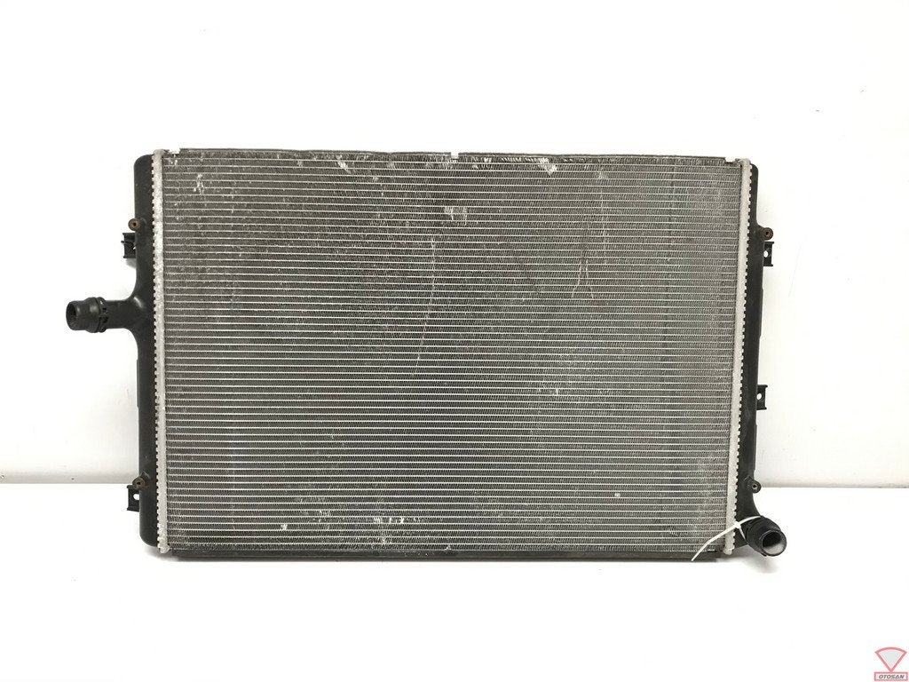 vw golf 5 6 touran vag radiateur 1k0121251ab, Volkswagen, Volkswagen AG, Vw@volkswagen.de, Utilisé