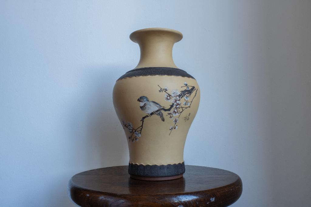 Vase chinois Yixing avec dessin gravé, vase chinois, Enlèvement ou Envoi