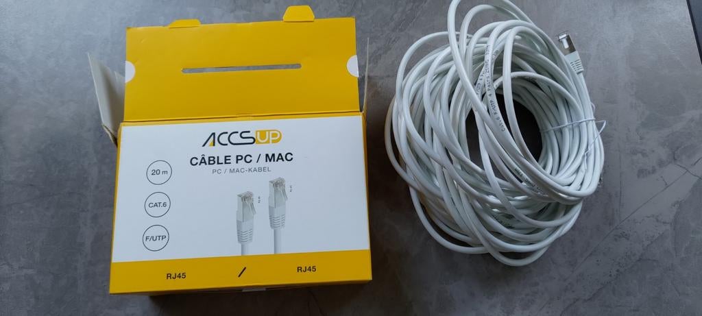 Câble ethernet 20m, Computers en Software, Pc- en Netwerkkabels, Ophalen