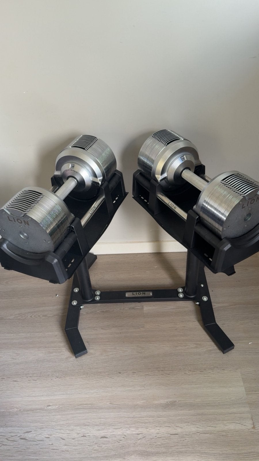 Lioninside dumbbells verstelbaar 4kg tot 41,5kg, Sport en Fitness, Ophalen, Zo goed als nieuw