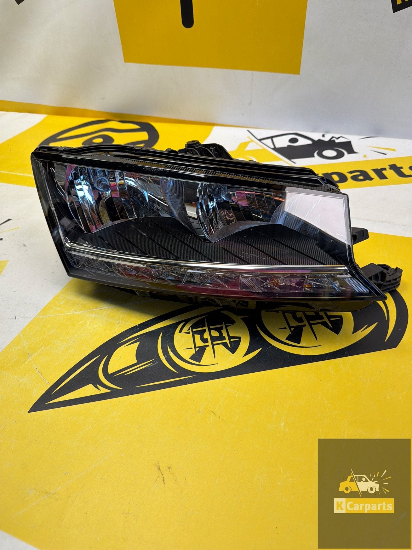 Koplamp Skoda fabia 3 origineel koplamp rechts 6v1941016D, Auto-onderdelen, Tr. Vaclava Klementa 869
293 01  Mlada Boleslav, CZ