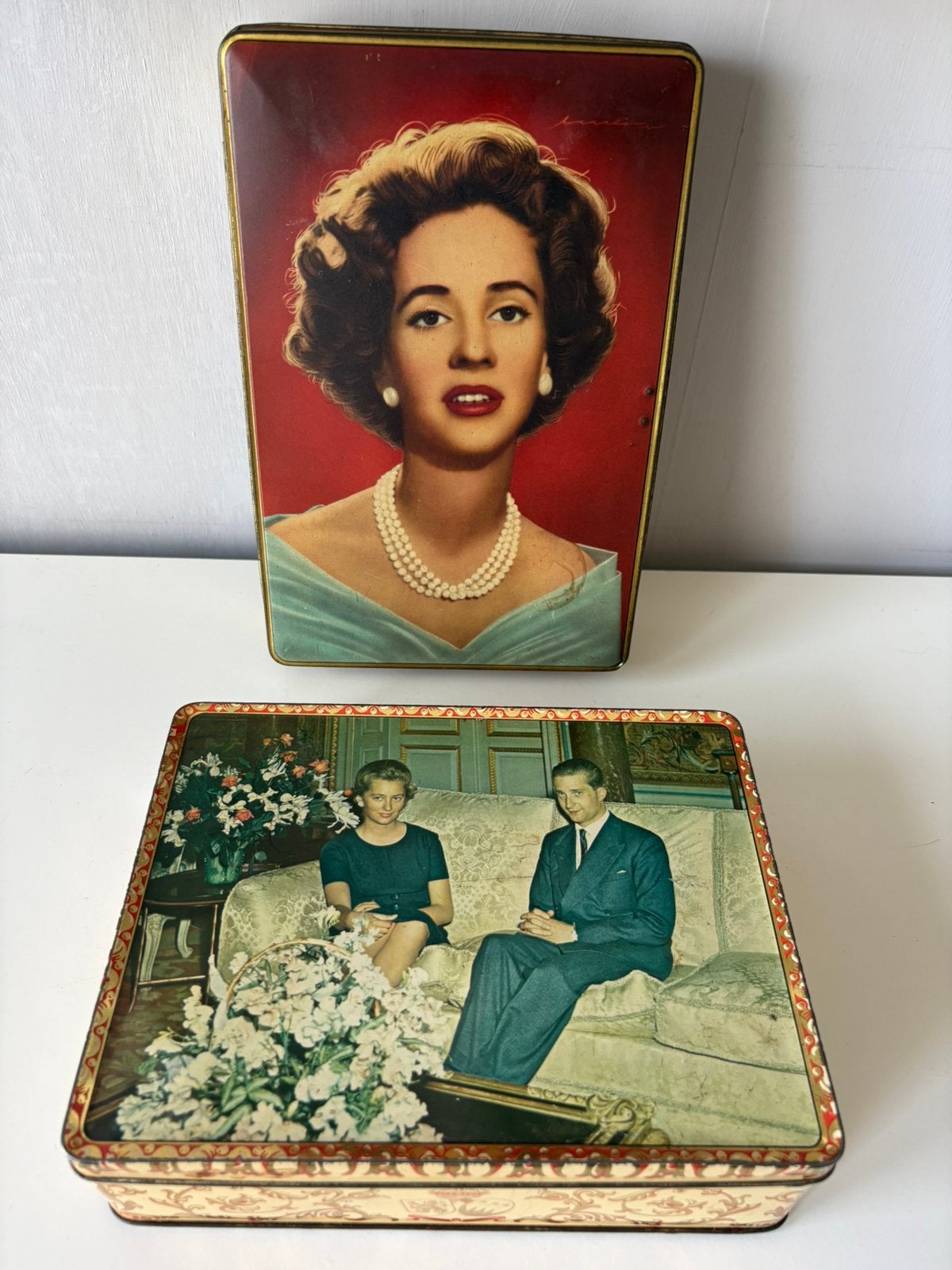 2 anciennes boites métalliques (famille royale belge), Enlèvement ou Envoi, Utilisé