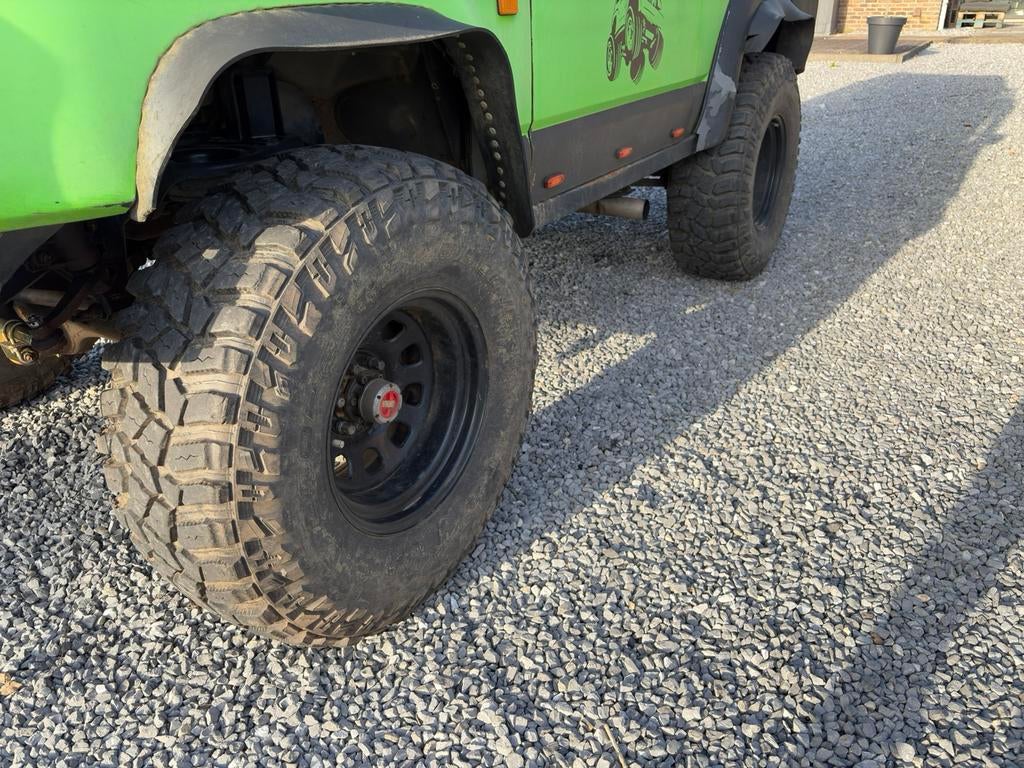 Pneus tout-terrain Nissan Patrol, Autos : Pièces & Accessoires, Pneus & Jantes, Enlèvement