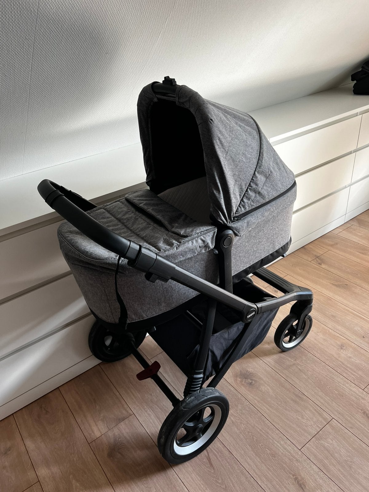 Kinderwagen + reiswieg Thule, Kinderen en Baby's, Kinderwagens en Combinaties, Ophalen, Zo goed als nieuw, Kinderwagen