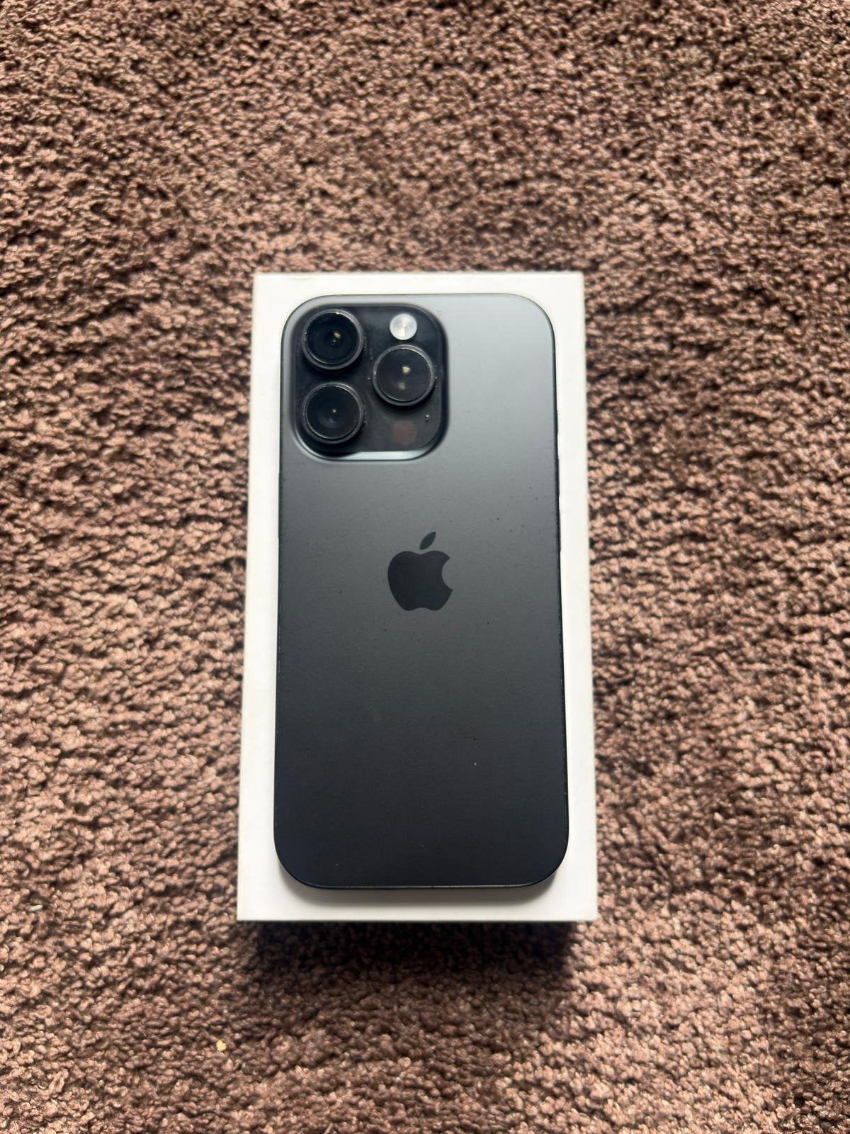 Iphone 16pro met garantie, 128 GB, 89 %, IPhone 16, Comme neuf