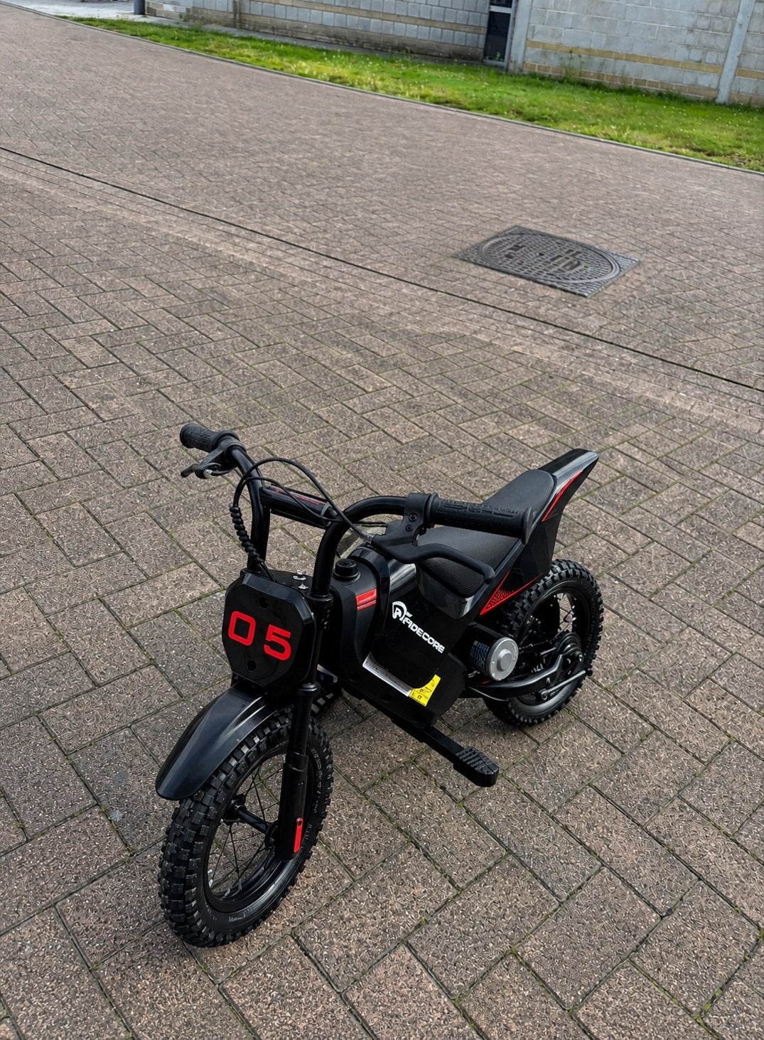 Kinder cross motor elektrisch, Fietsen en Brommers, Ophalen, Zo goed als nieuw