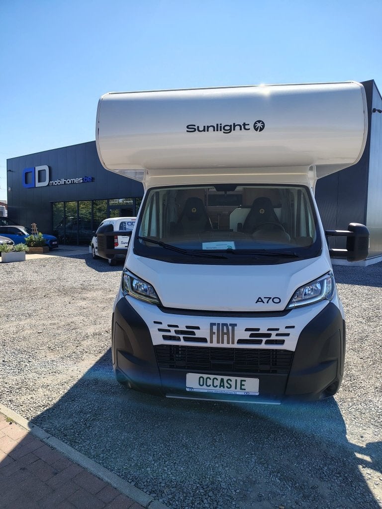 Sunlight A70 - Alkoof - 6p gezinscamper - occassie, Caravans en Kamperen, Mobilhomes, Ringverwarming, Luifel, Bedrijf, Overige merken