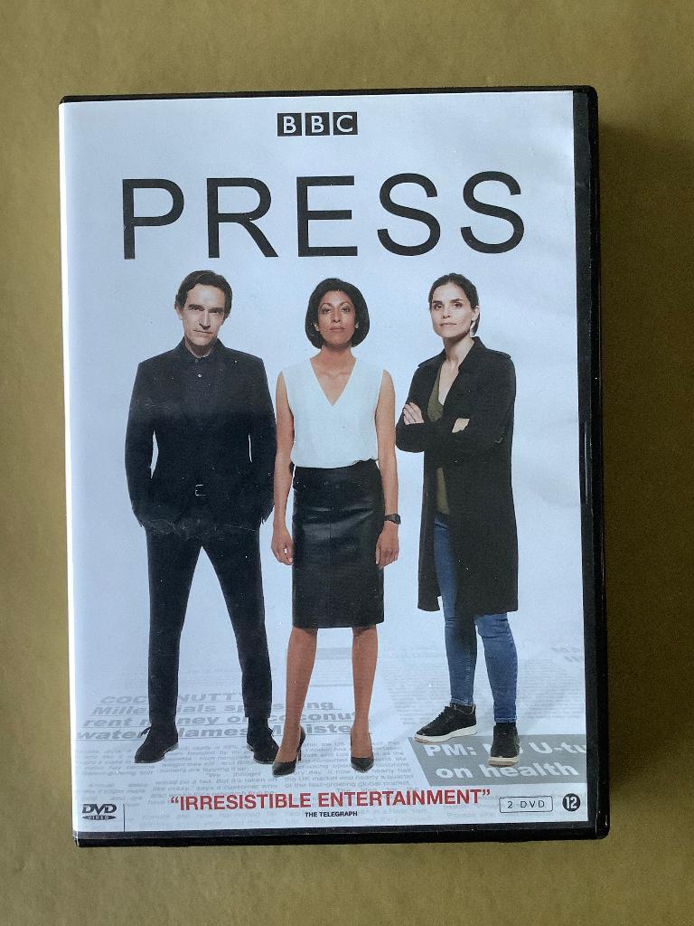 DVD Box Britse TV Serie Press, Cd's en Dvd's, Dvd's | Tv en Series, Ophalen of Verzenden, Zo goed als nieuw