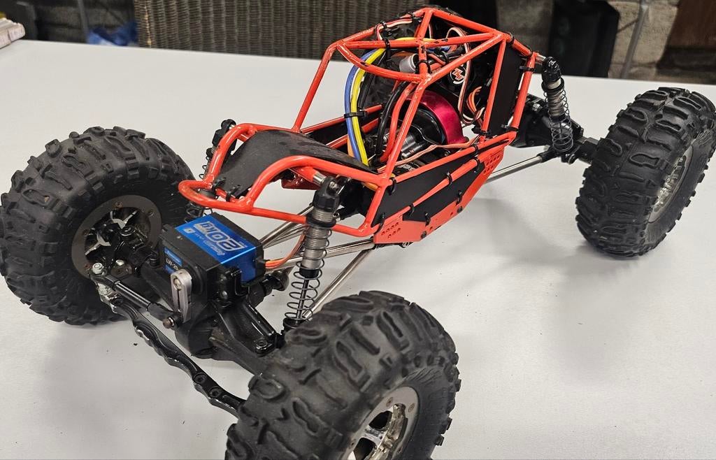 Crawler rock custom avec cage métallique et setup Hobbywing, Échelle 1:10, Enlèvement ou Envoi, Voiture off road, Comme neuf
