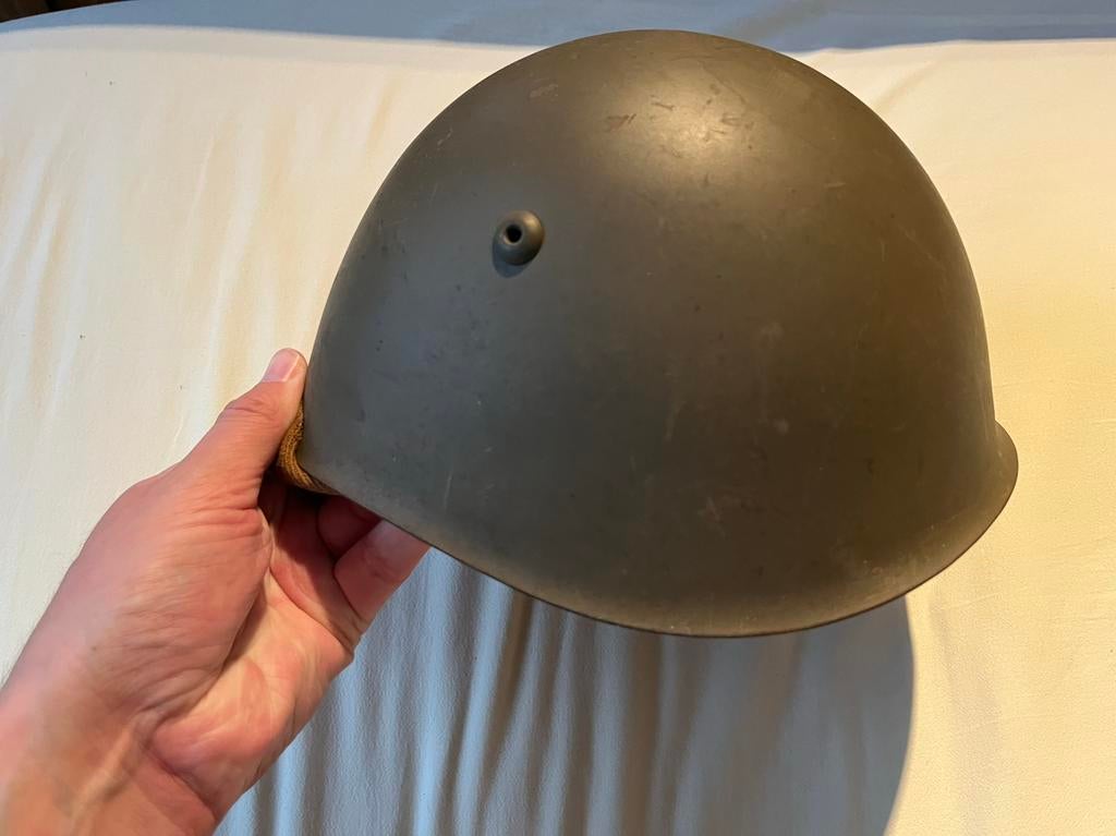 Italiaanse helm, Verzenden, Landmacht, Helm of Baret